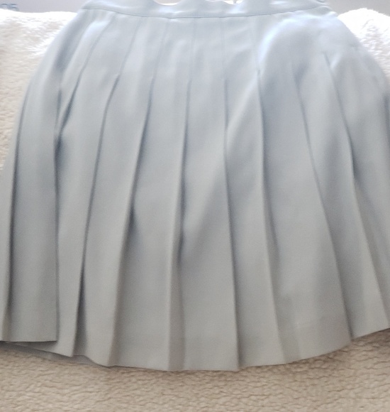 Smart Grey Blazer and Pleated Skirt Suit - Picture 2 of 4